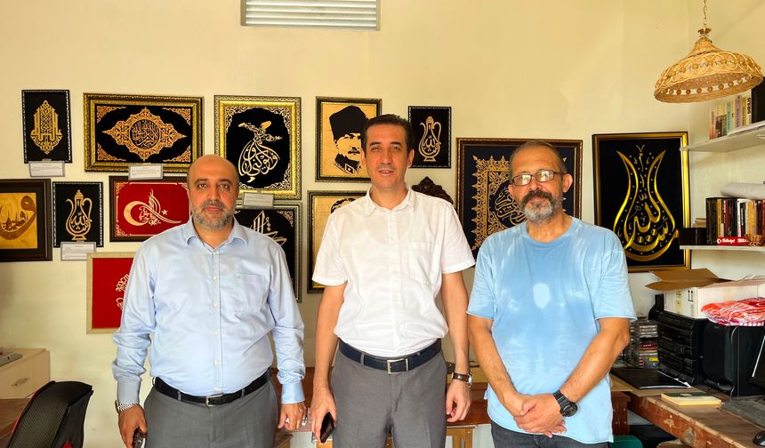 Bozyazı Kaymakamı Topsakaloğlu, naht sanatçısı Mustafa Eysen'i ziyaret etti