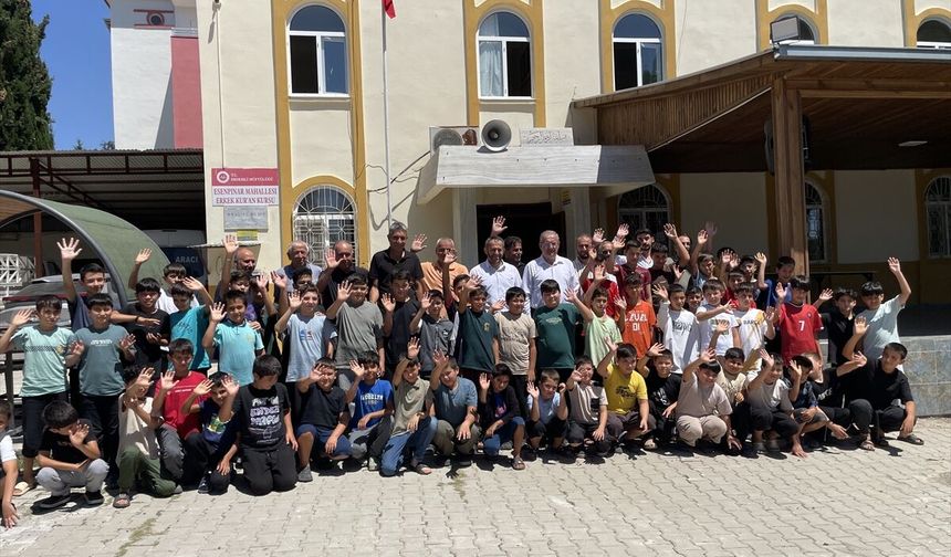 Erdemli Kaymakamı Tetikoğlu, Kur'an kursu öğrencileriyle buluştu
