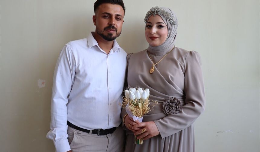 Hatay'da TDV'nin 'İki İnsan Bir Hayat Projesi' kapsamında genç çift dünyaevine girdi
