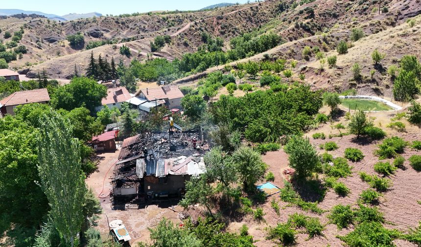 Hekimhan'da çıkan yangında bir ev zarar gördü