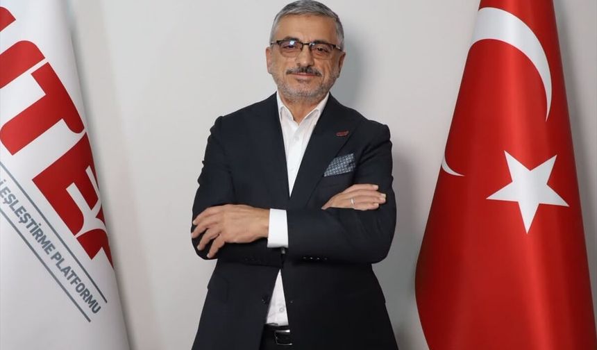 UTEP Başkanı Bektaş'tan küresel Türk insan kaynağı için 'bilgi ağı' çağrısı