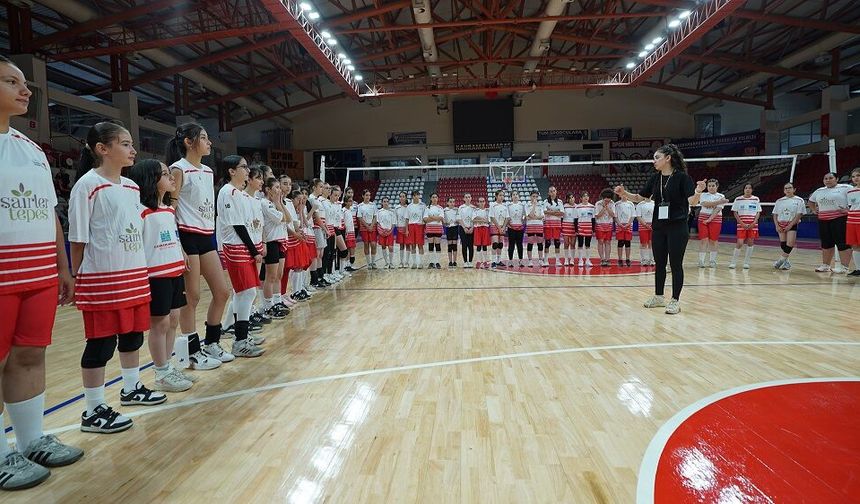 Kadın Voleyboluna Güçlü Altyapı Desteği…
