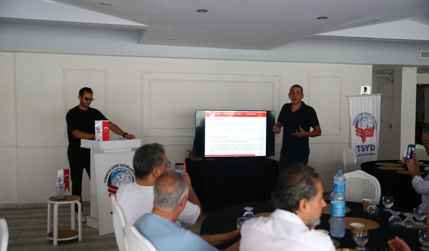 Adana'da gazetecilere futbolun yeni kuralları anlatıldı