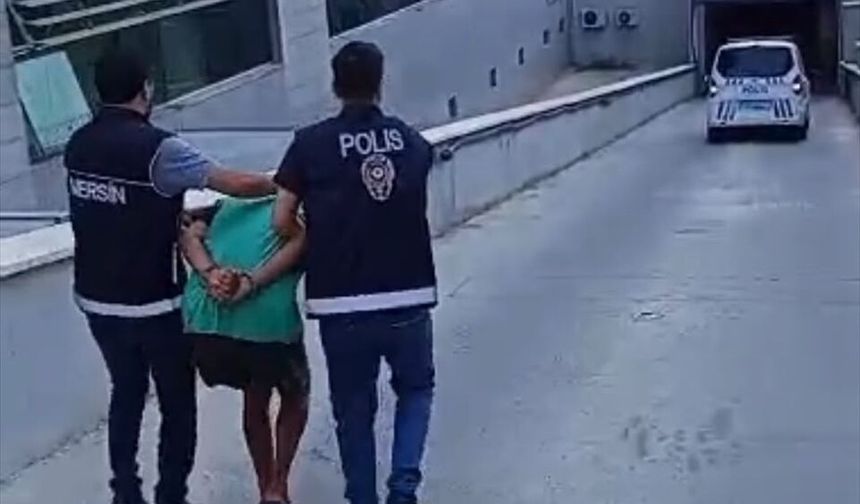 GÜNCELLEME 2 - Mersin'de markette çocuğa şiddet uygulayan zanlı tutuklandı