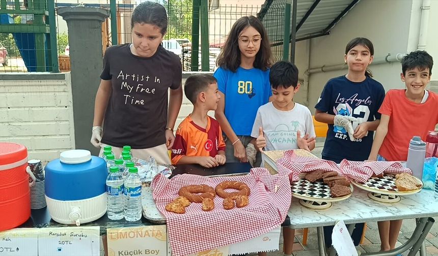 Adana'da çocuklardan orman yangınından zarar görenlere destek