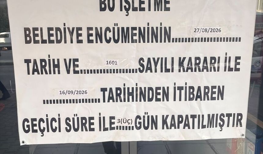 Antalya'da son tüketim tarihi geçmiş gıda satan zincir market mühürlendi
