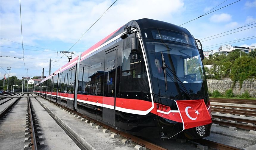 Bozankaya'nın Samsun için ürettiği yeni nesil tramvaylar sefere çıktı