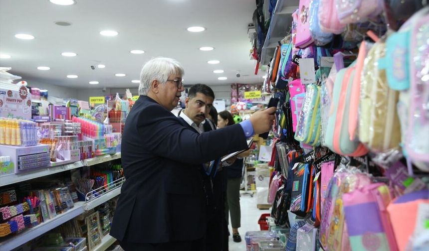 Hatay'da okul alışverişi öncesi kırtasiyelerde denetim yapıldı