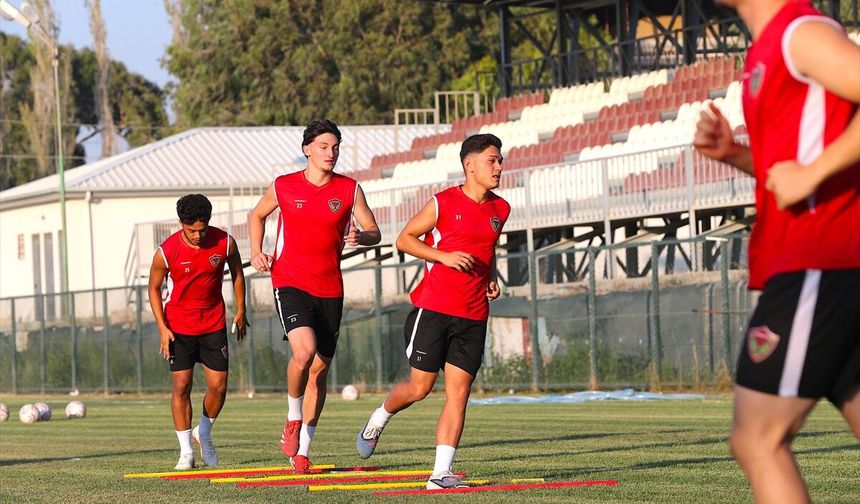 Hatayspor genç futbolcularıyla çıkış arayacak