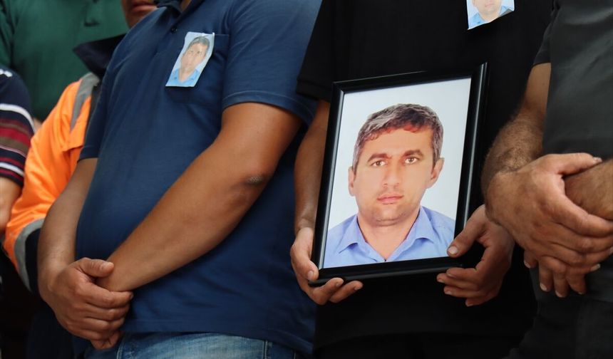 KKTC'de geminin batması sonucu hayatını kaybeden 2 kişinin cenazeleri Hatay'da defnedildi