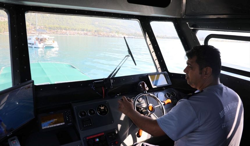 Muğla'da denizden atık toplama filosu güçleniyor
