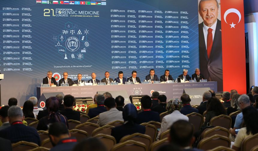 Uluslararası 21. Adli Tıp Günleri'nde dördüncü gün oturumları gerçekleştirildi