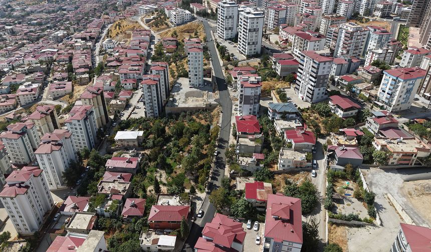 Kahramanmaraş’ta Asfalt Mesaisi Sokak Sokak, Cadde Cadde Devam Ediyor