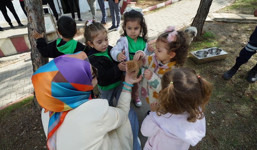 Kahramanmaraş’ta Minikleri Can Dostlarla Buluşturdu