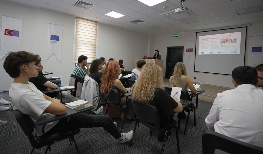 Kahramanmaraş’ta Gençlik Çalışmalarında Uluslararası İş Birliği